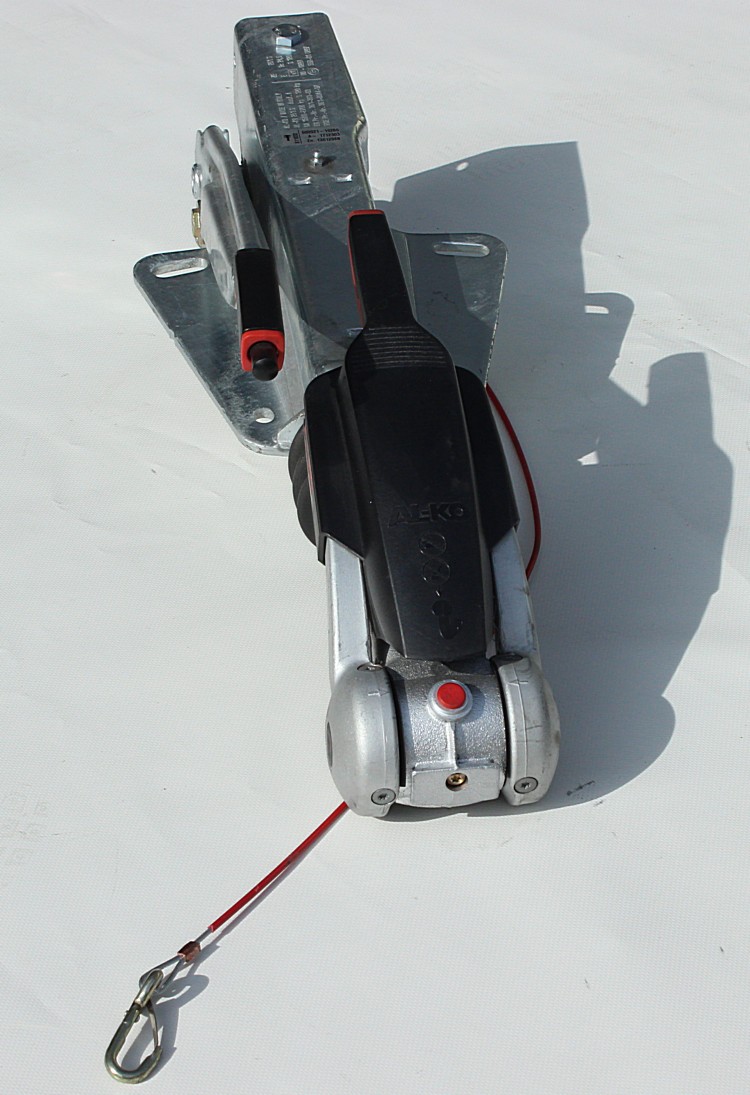 Coupling unit for trailers ALKO 251S 2700kg + AKS3004